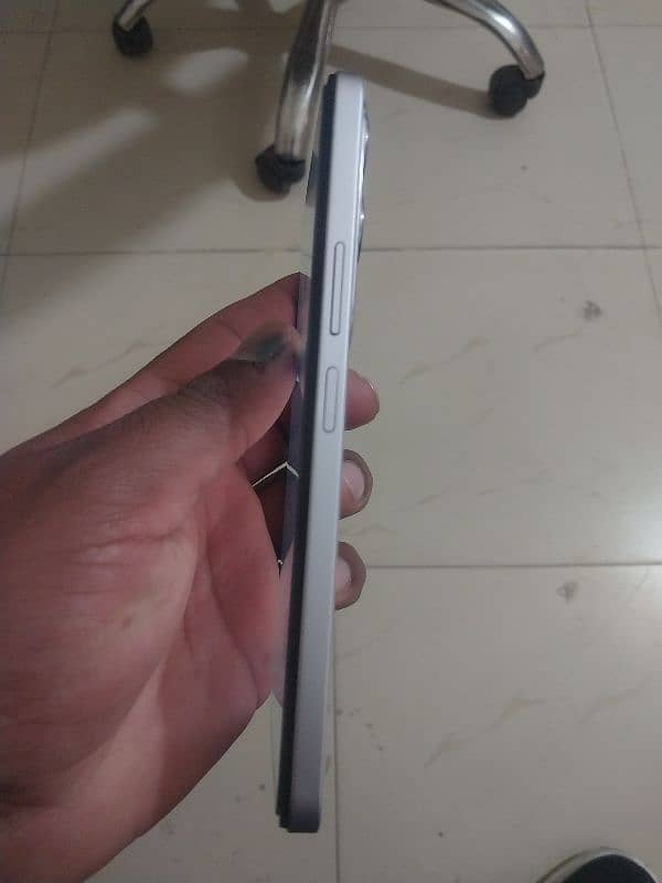 Brand new 3days used vivo y19s for sale urgent sale 7