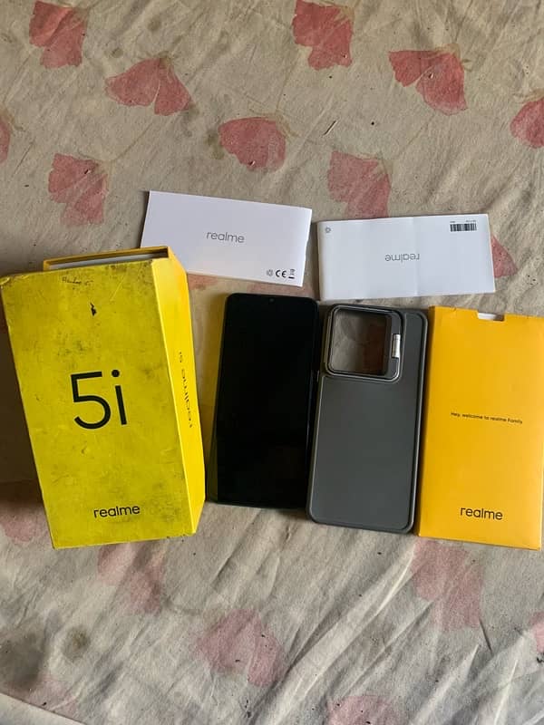 realmi 5i 4/64GB with box 5000mh battery 10/9 5