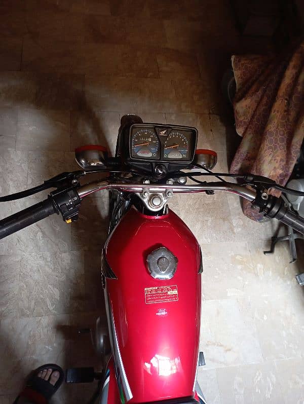 honda 125 2023 4