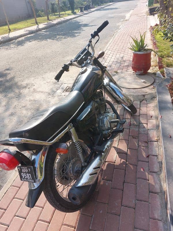 honda 125 urgent for sale in Bahria town lahore 0