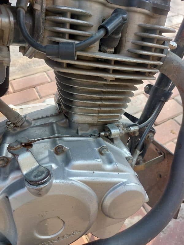 honda 125 urgent for sale in Bahria town lahore 4