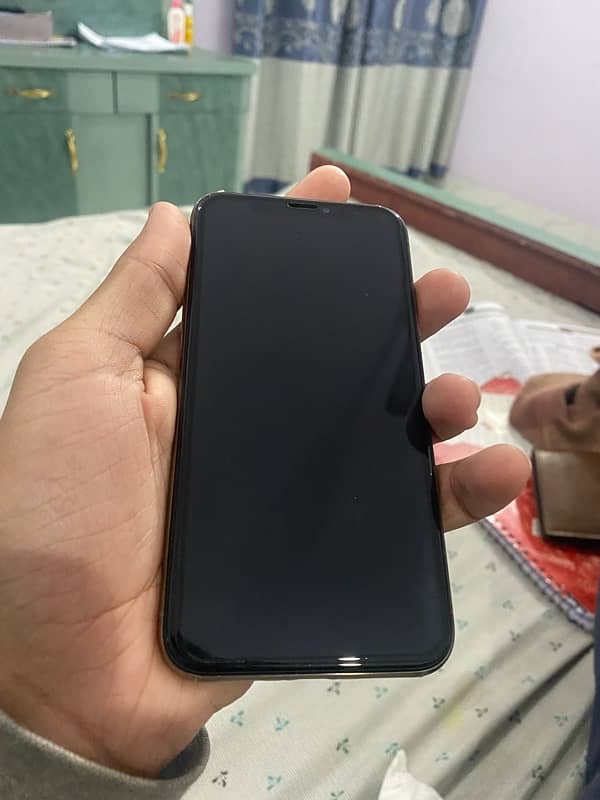 iphone xs 64 gb pta approved 6