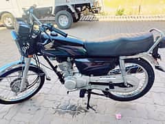 Honda CG 125 |  Model  2023 | Black Colour | *0*3*3*4*8*1*2*4*4*8*1*