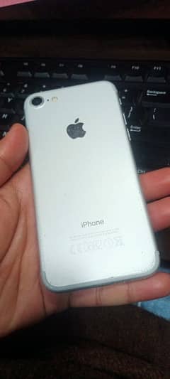 iphone 7 128 GB pta Approved