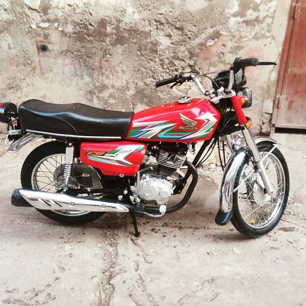 honda 125 2023 with genuine parts 0