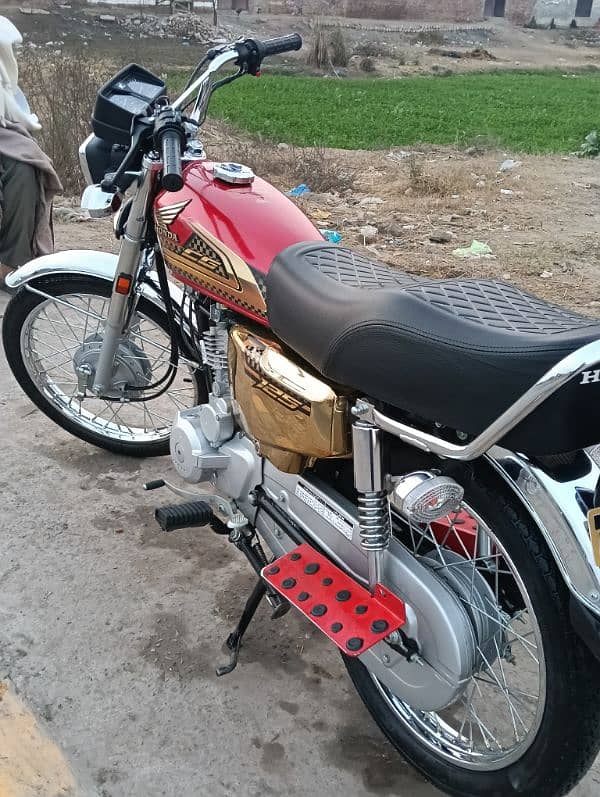 Honda cg125 self start gold adition 1