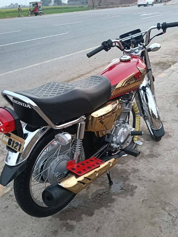 Honda cg125 self start gold adition 5