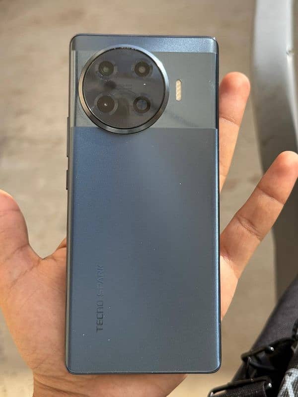 Tecno spark 20 pro plus 6