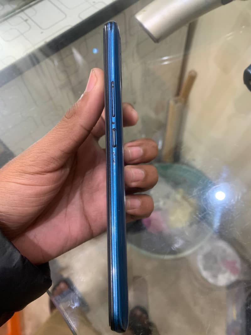 Infinix hot 9play 4/64 1