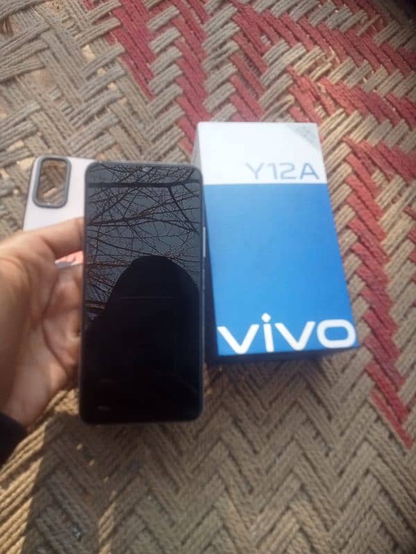 vivo y12A 3/32 1