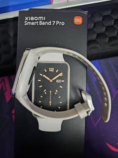 Xiaomi Smart Band 7 Pro - White Smartwatch