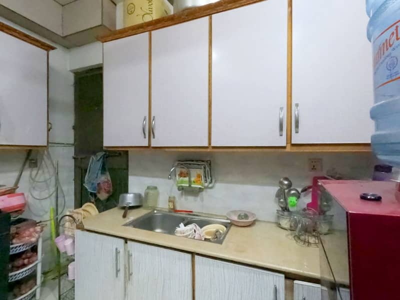 8 Marla Spacious House Available In P & D Housing Society - Block B1 For sale 37