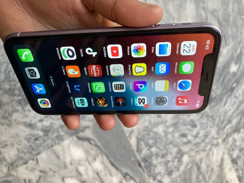 iphone 11 (256gb) 2