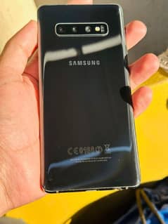 SAMSUNG S10 PLUS