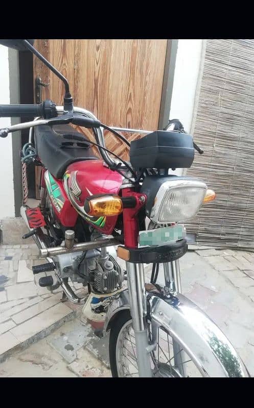 totally genuine Honda bike 2022 model. . . without registration 0