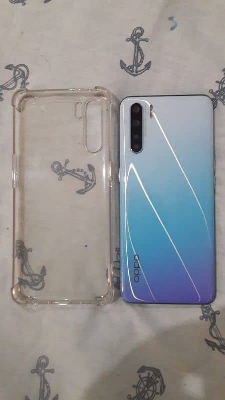 Oppo F15,Ram 8/256,with box charger,all ok 0