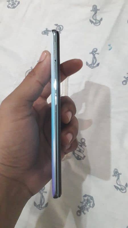 Oppo F15,Ram 8/256,with box charger,all ok 2