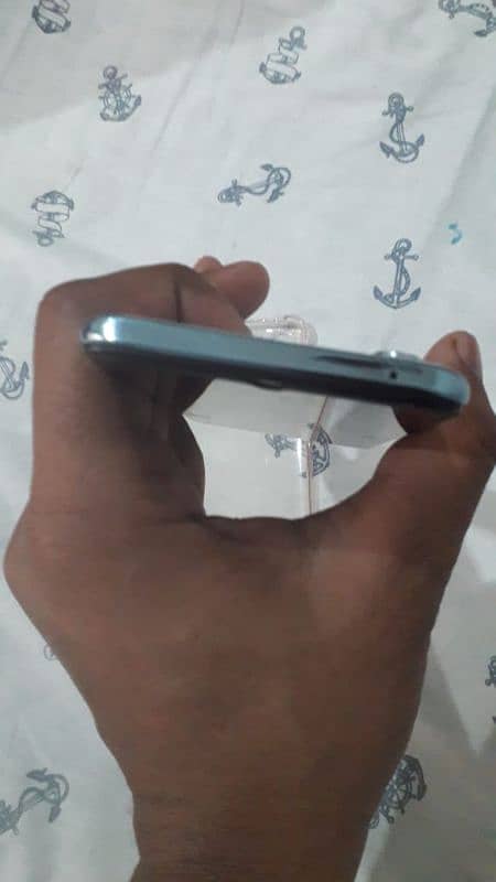 Oppo F15,Ram 8/256,with box charger,all ok 4