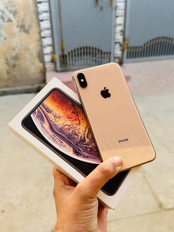 iphone xsmax 256gb pta dual sim approved with box 1