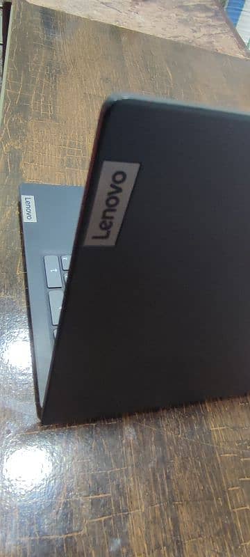 Lenovo v15 i5 12th 12500H 12core 9