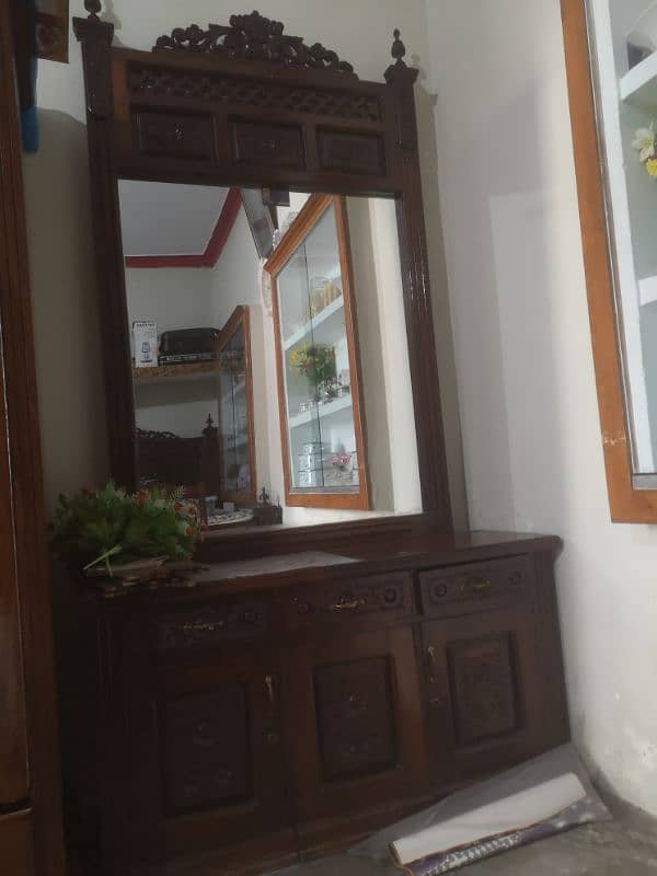 dressing table for sale 0