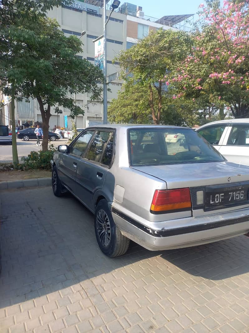 Nissan Sunny 2