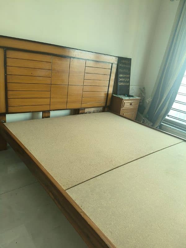 Queen size bed with side tables 1