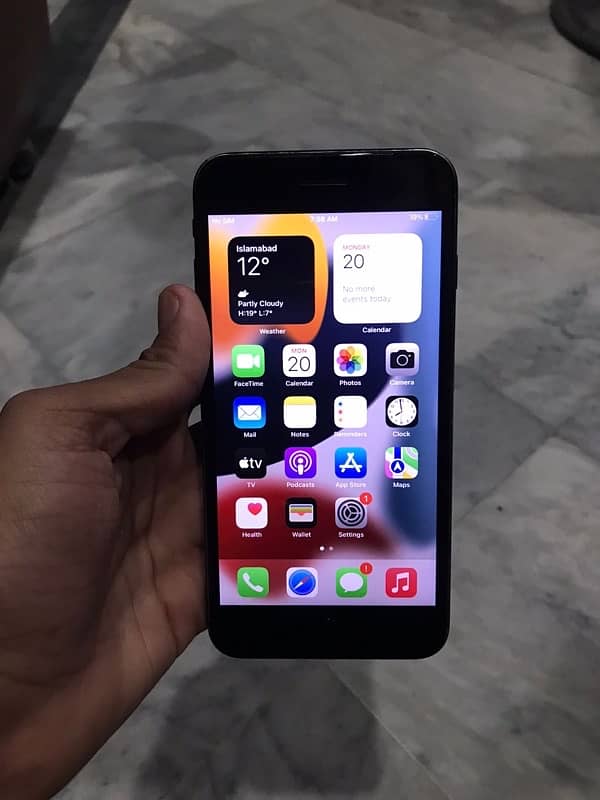 I Phone 7Plus official PTA Approved 128GB Phone Num 03064206549 6