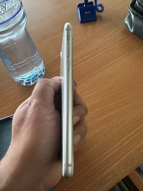 iPhone 8 Official PTA Approved 5