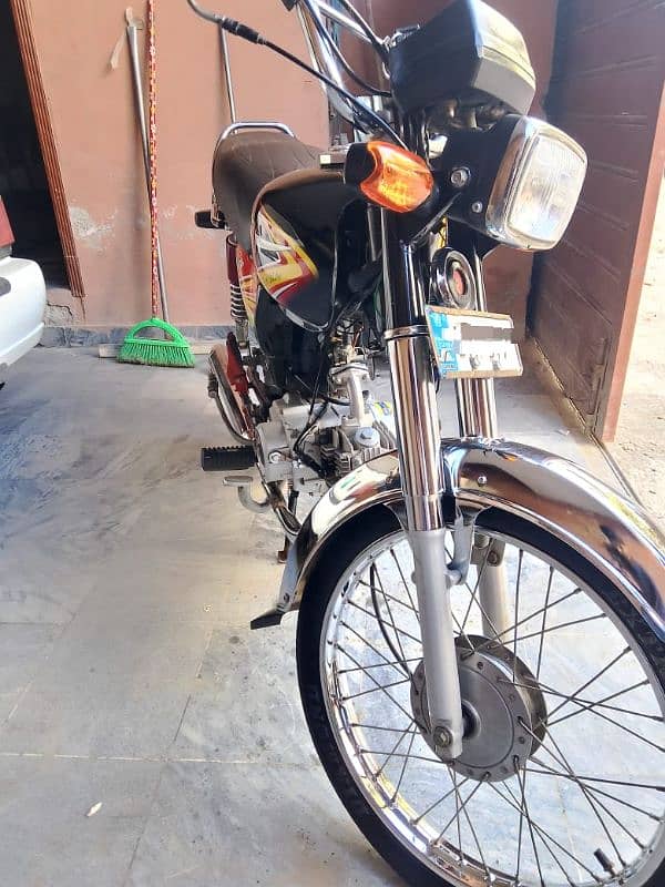 Genuine 70 bike urgent sale 6