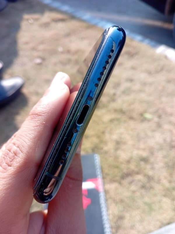 iphone 11 pro max pta approve 7