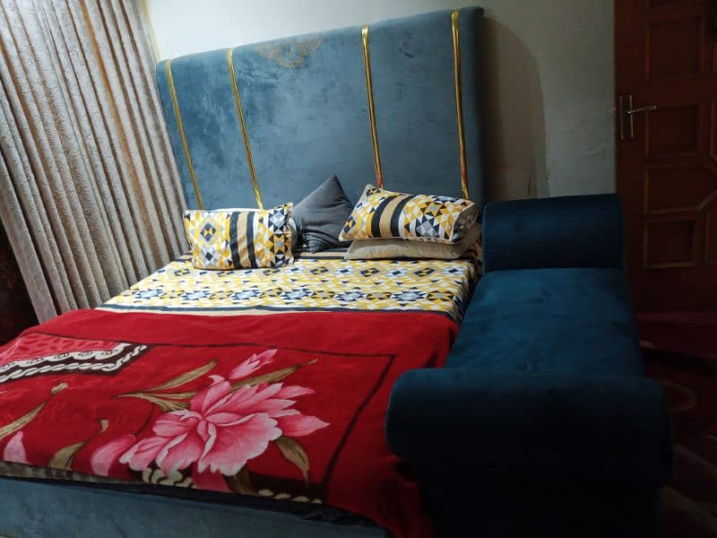 bed and diwan plz call 03124049200 3