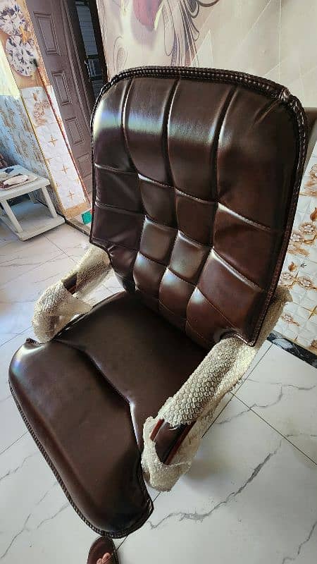 best leather foam chair 2