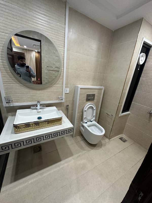 Furnished New Luxury 1 Bedroom Apartment For Rent With All Facilities In Sector C Bahria Town 6