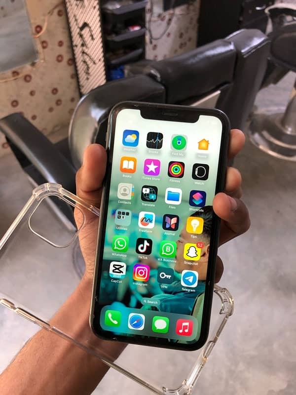 iPhone 11 64 gb 4