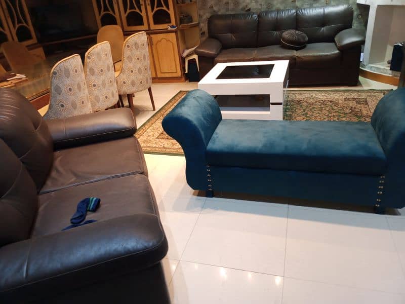 slightly used leather sofa set call 03124049200 1