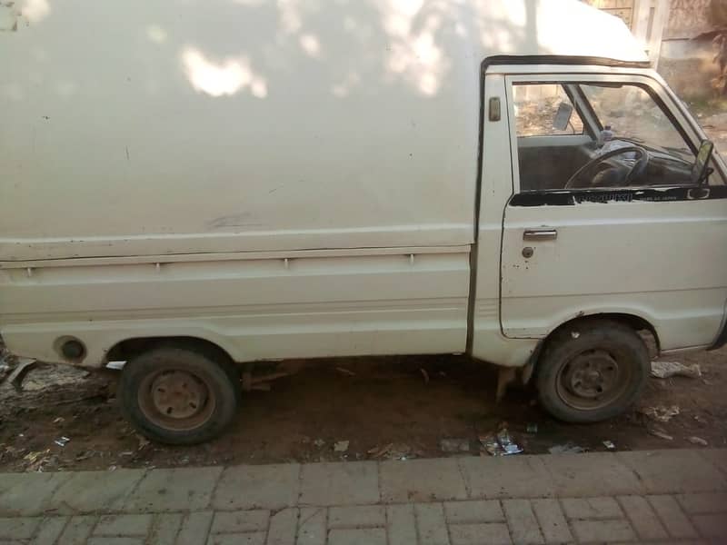 Suzuki Ravi Van with Fiber Hood Commercial Number 2