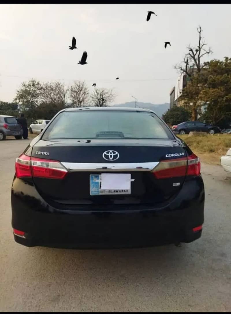 Toyota Corolla GLI 2016-17 3