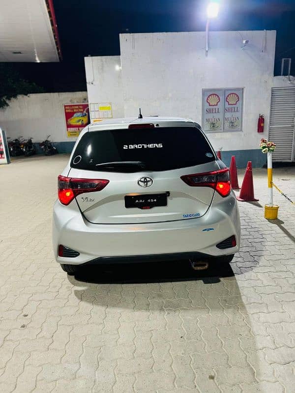 Toyota Vitz 2018 Model 5