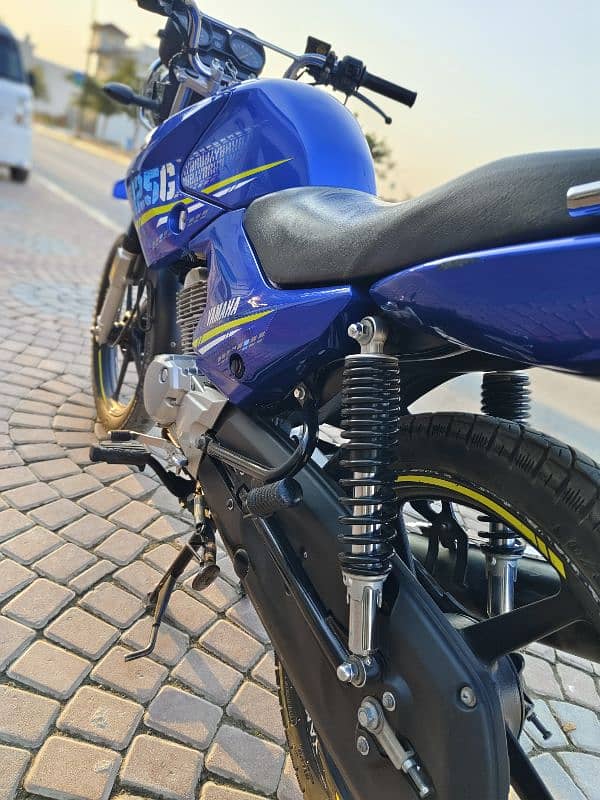 Yamaha Ybr 125G Blue Colour 10