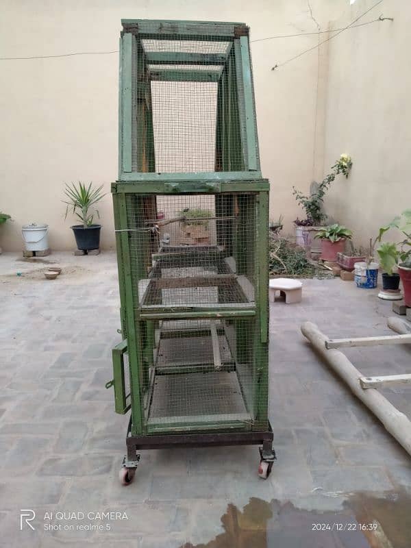 BIRD CAGE FOR SALE IN GOOD CONDITION 1