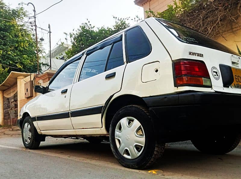 Suzuki Khyber 1992 15