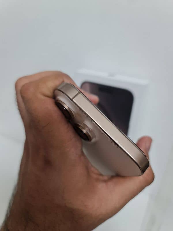 Apple iPhone 16 Pro Max 256gb Factory Unlocked Non PTA 6