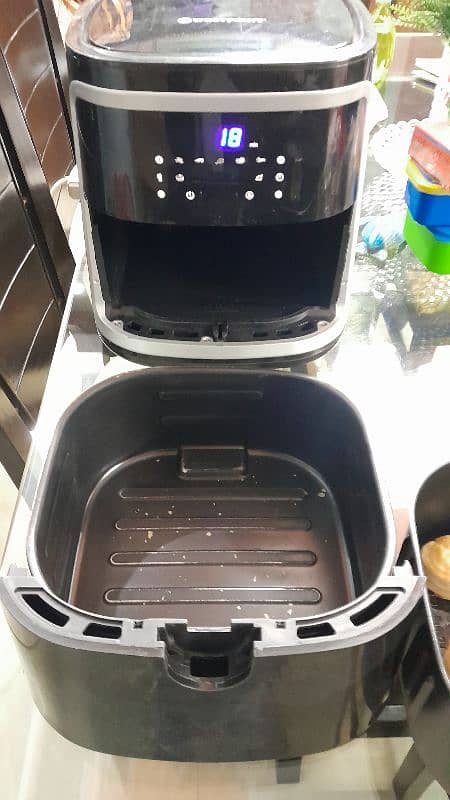 AIR FRYER 5