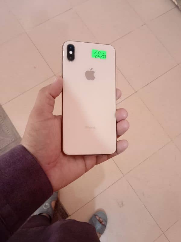 iPhone Xs Max 64 GB factory unlocked 10 by 10 conditions watar pack. . . 8