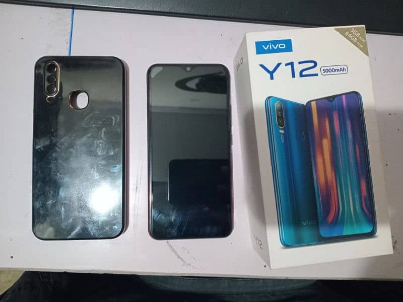 Vivo y12 9