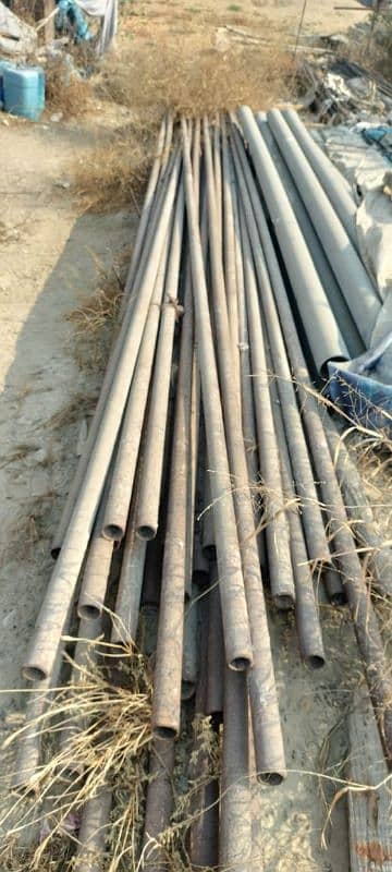 SCAFFOLDING PIPES, WOODEN PLANKS AND OTHER CONSTRUCTION ITEMS FOR SALE 0