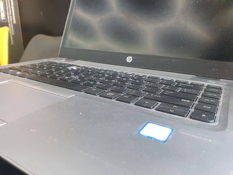 HP EliteBook G4 8GB / 256GB 3