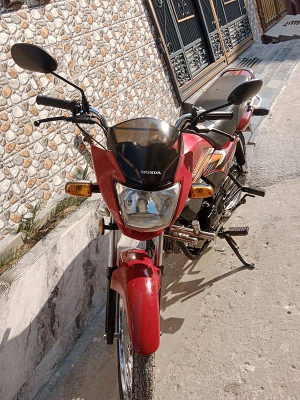 Honda prider 4