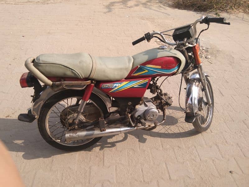 cd 70bike for sell 03457258532 0